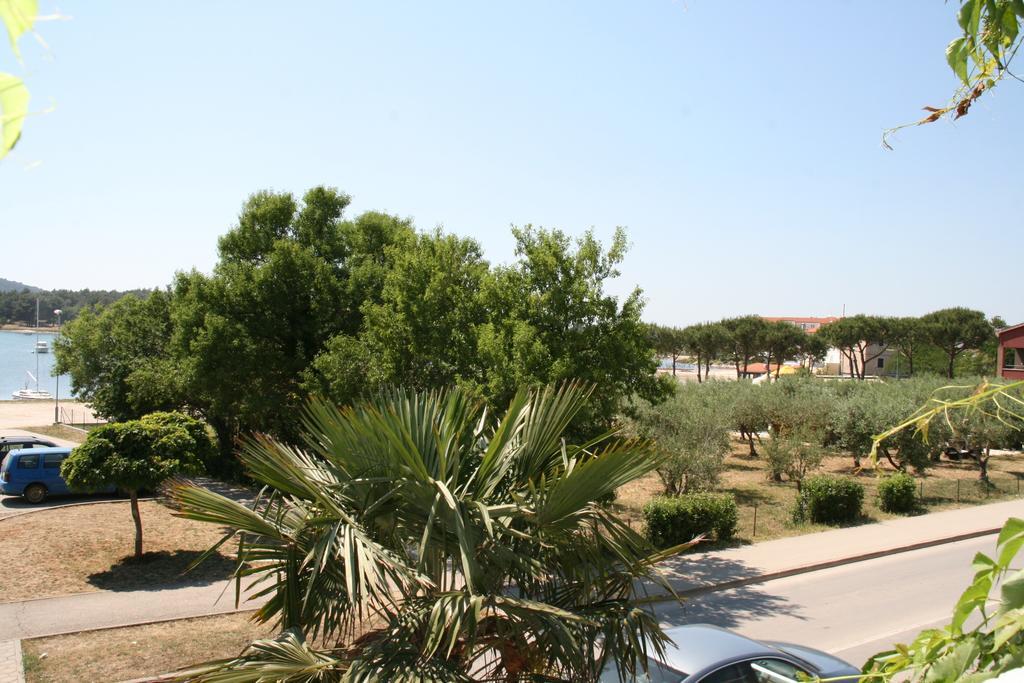 Bed & Breakfast La Fontana Medulin Quarto foto