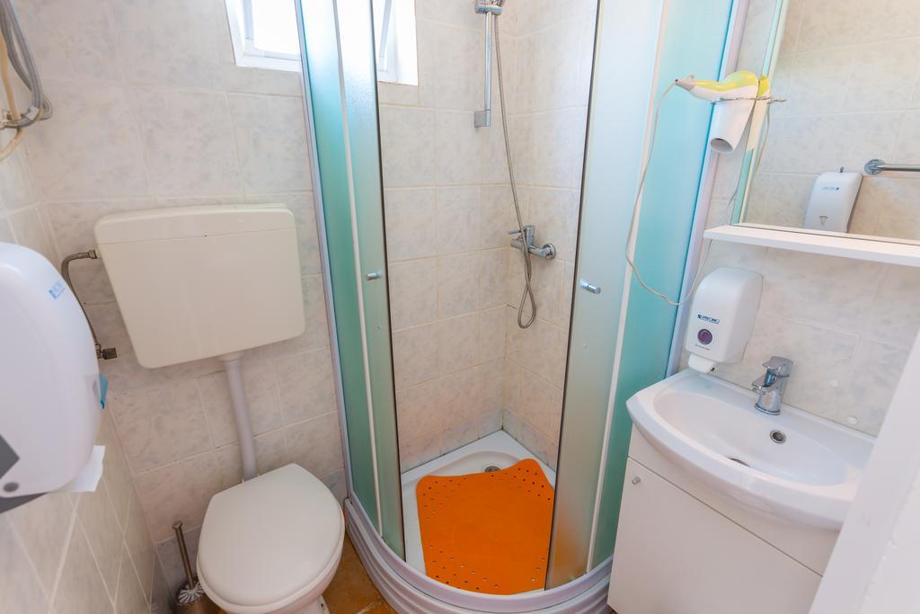 Bed & Breakfast La Fontana Medulin Exterior foto